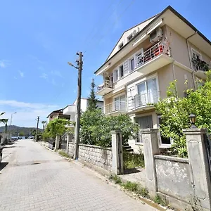 Kaya Apartment